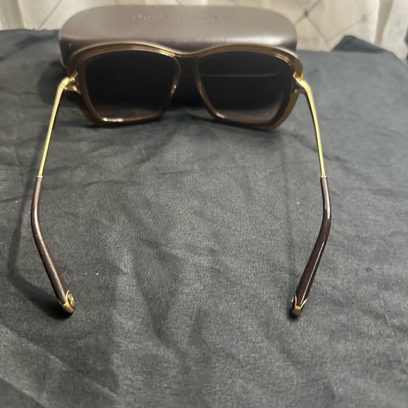 Louis Vuitton: Tortoise Brown Sunglasses #1010 - Picture 3 of 4